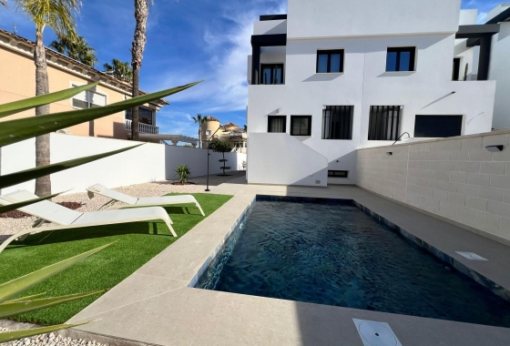 Neue Gebäude - Villa - Benferri - Benfis Park