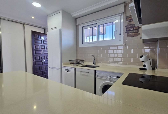 Resale - Apartment / flat - Mil Palmeras - Costa Blanca