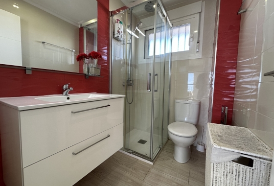 Resale - Apartment / flat - Mil Palmeras - Costa Blanca