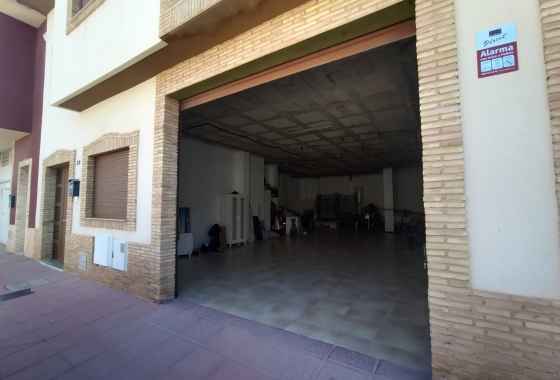 Resale - Townhouse - Roldan - Inland