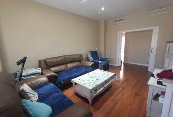 Resale - Townhouse - Roldan - Inland