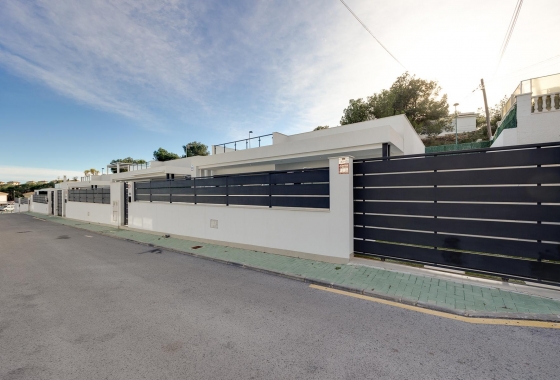 Resale - Villa - Pinar de Campoverde - Inland