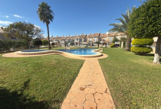 Resale - Townhouse - Torrevieja - Zona Los Frutales