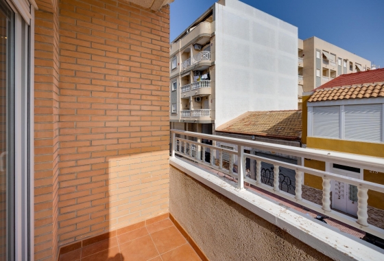 Resale - Apartment / flat - Torrevieja - Centro
