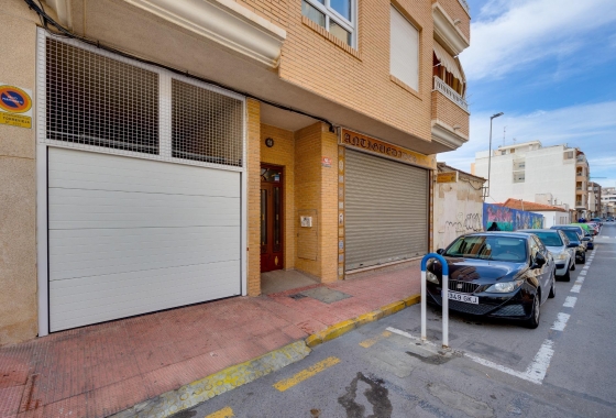 Resale - Apartment / flat - Torrevieja - Centro