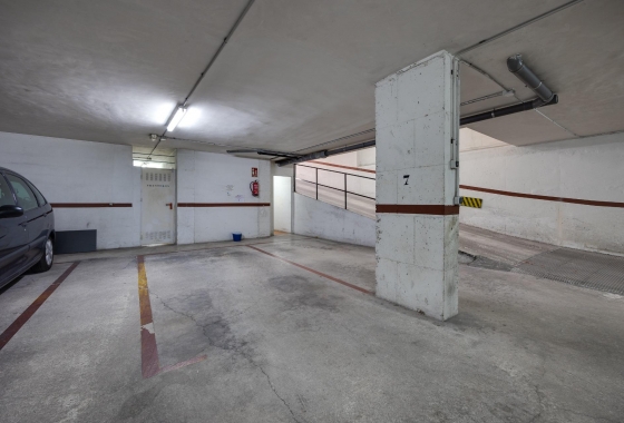 Resale - Apartment / flat - Torrevieja - Centro