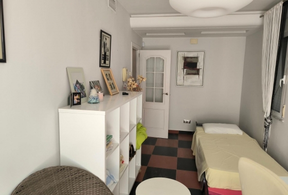 Resale - Villa - Torrevieja - La Siesta