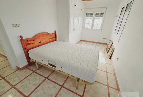 Resale - Villa - Torrevieja - La Siesta - El Salado - Torreta