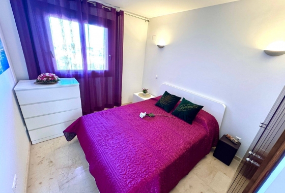 Resale - Apartment / flat - Torrevieja - Punta Prima