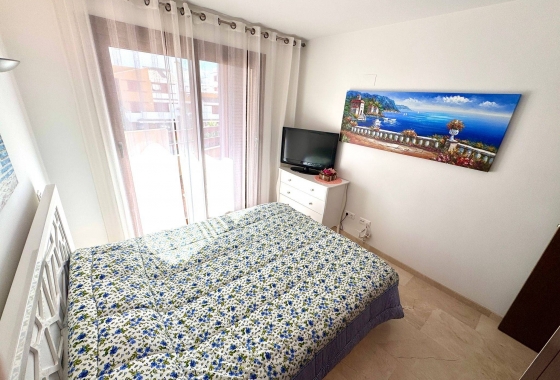Resale - Apartment / flat - Torrevieja - Punta Prima
