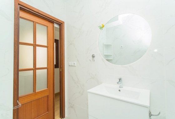 Resale - Apartment / flat - Torrevieja - Playa del Cura