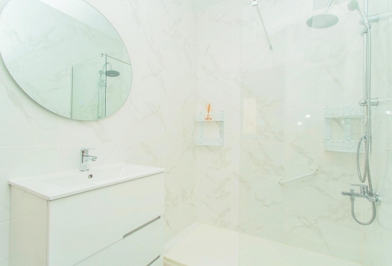 Resale - Apartment / flat - Torrevieja - Playa del Cura