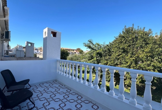Resale - Townhouse - Torrevieja - Estacion De Autobuses