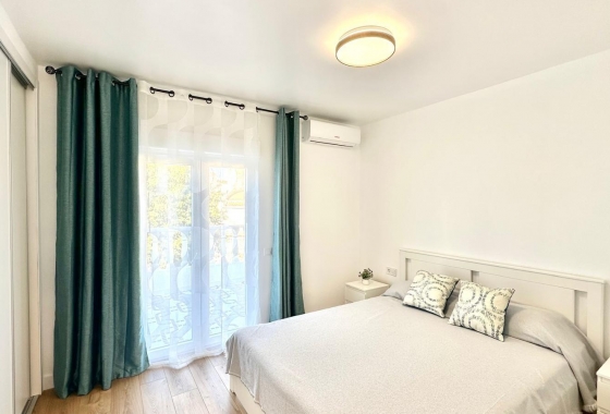 Resale - Townhouse - Torrevieja - Estacion De Autobuses