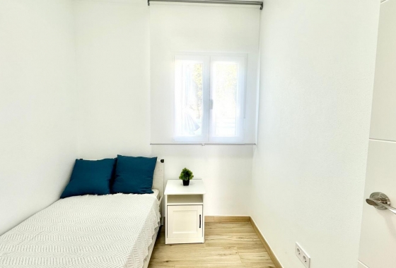 Resale - Townhouse - Torrevieja - Estacion De Autobuses