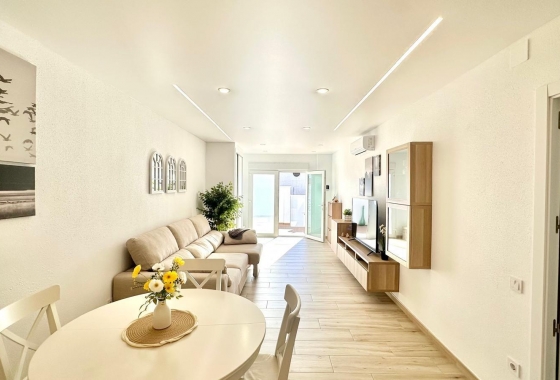 Resale - Townhouse - Torrevieja - Estacion De Autobuses