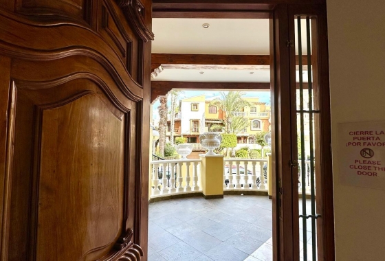 Resale - Apartment / flat - Torrevieja - Los Frutales