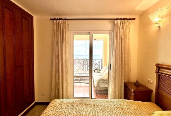 Resale - Apartment / flat - Torrevieja - Los Frutales