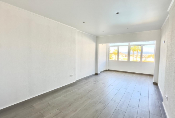 Resale - Townhouse - Torrevieja - La Mata