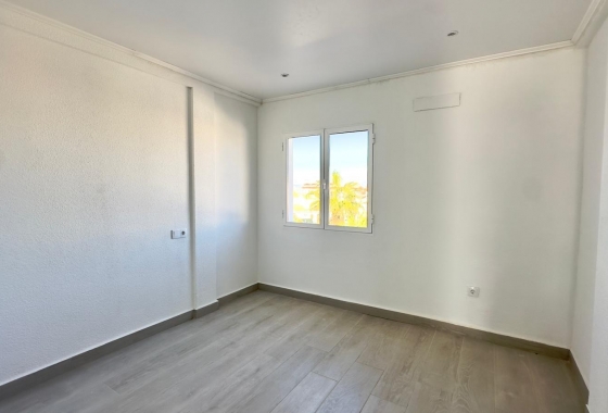 Resale - Townhouse - Torrevieja - La Mata