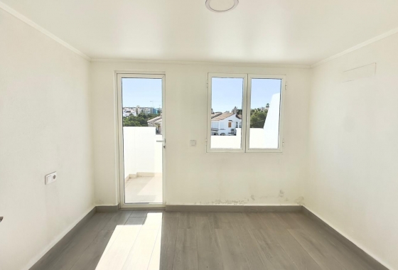 Resale - Townhouse - Torrevieja - La Mata