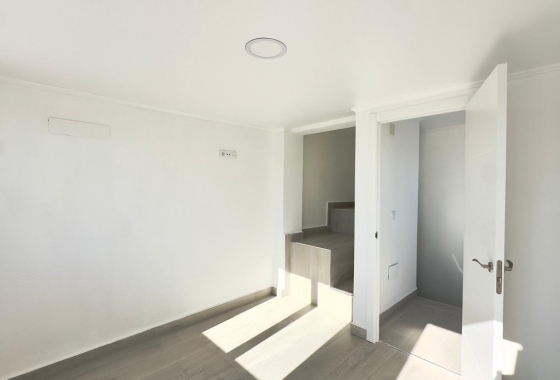 Resale - Townhouse - Torrevieja - La Mata