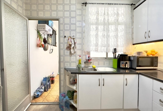 Resale - Apartment / flat - Torrevieja - Centro