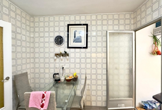 Resale - Apartment / flat - Torrevieja - Centro