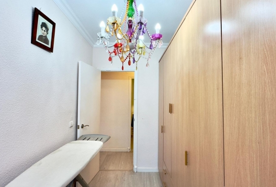 Resale - Apartment / flat - Torrevieja - Centro