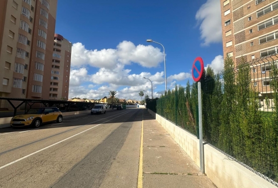 Resale - Apartment / flat - Orihuela Costa - Campoamor