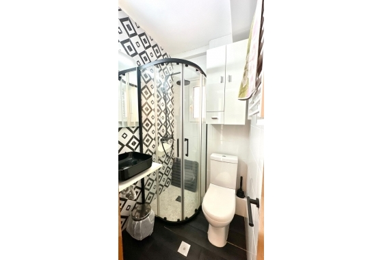 Resale - Apartment / flat - Orihuela Costa - Campoamor