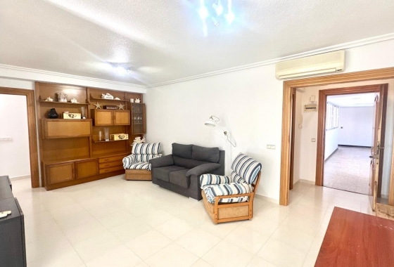 Resale - Apartment / flat - Orihuela Costa - Campoamor