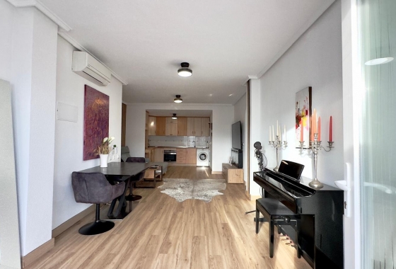 Resale - Bungalow - Torrevieja - Torreblanca