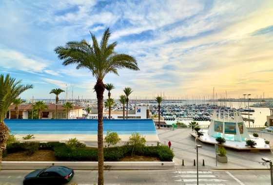 Wiederverkauf - Wohnung - Torrevieja