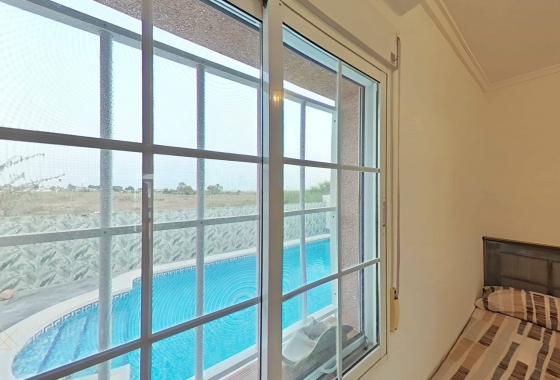 Resale - Villa - Torrevieja - San Luis