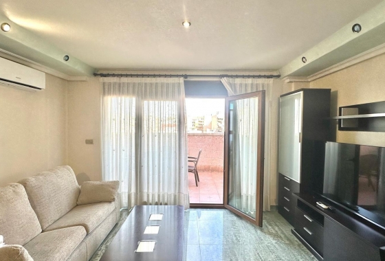 Reventa - Ático - Torrevieja