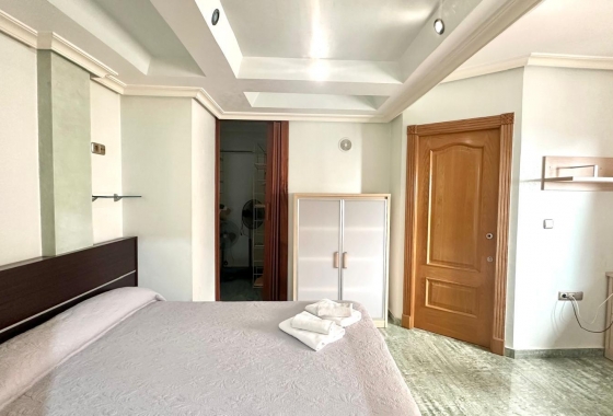 Reventa - Ático - Torrevieja