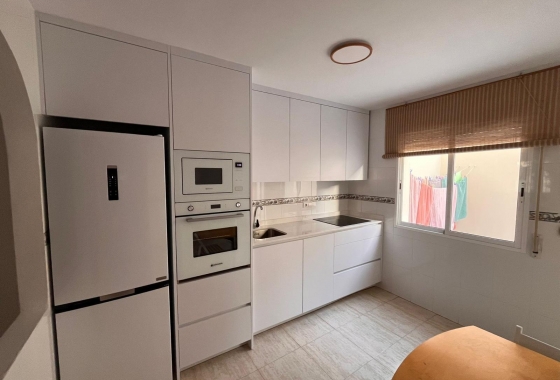 Resale - Townhouse - Orihuela Costa - Campoamor