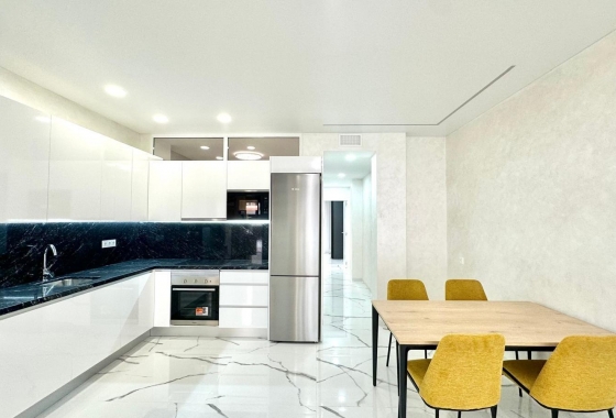 Wiederverkauf - Wohnung - Torrevieja - Playa del Cura