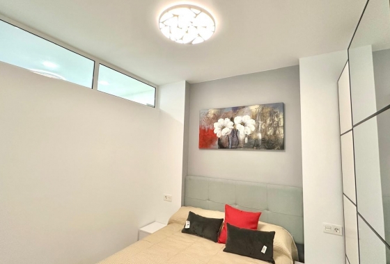 Wiederverkauf - Wohnung - Torrevieja - Playa del Cura