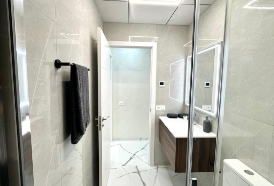 Wiederverkauf - Wohnung - Torrevieja - Playa del Cura