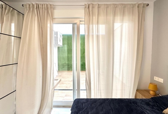 Resale - Apartment / flat - Torrevieja - Playa del Cura