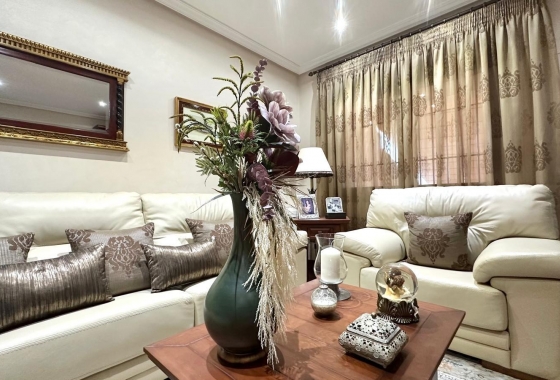 Resale - Townhouse - Torrevieja - La Siesta