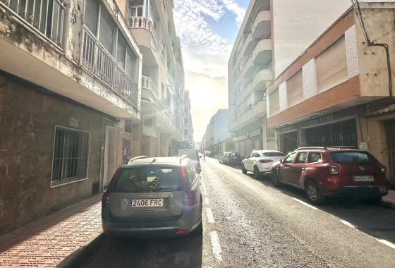 Resale - Townhouse - Torrevieja - Playa del Cura