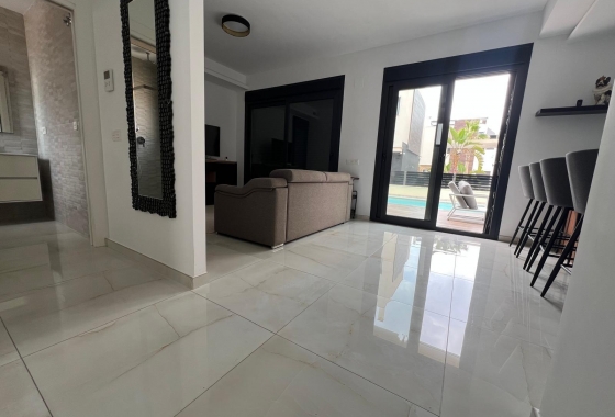 Resale - Villa - Orihuela Costa - Lomas De Cabo Roig