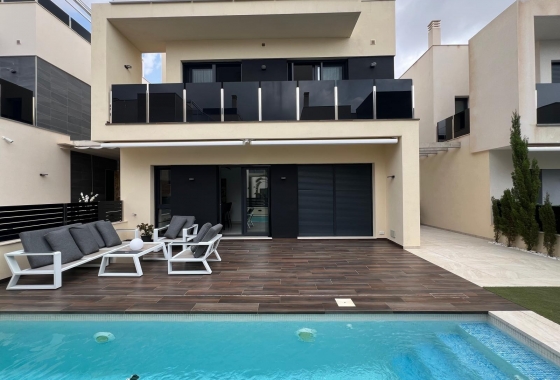 Resale - Villa - Orihuela Costa - Lomas De Cabo Roig