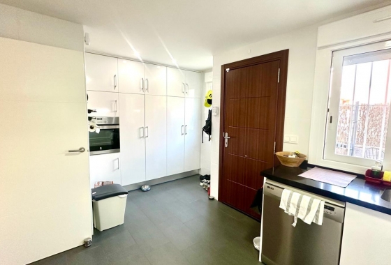 Resale - Townhouse - Torrevieja - aguas nuevas