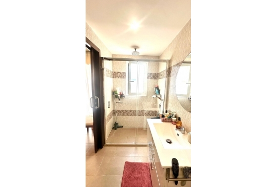 Resale - Townhouse - Torrevieja - aguas nuevas