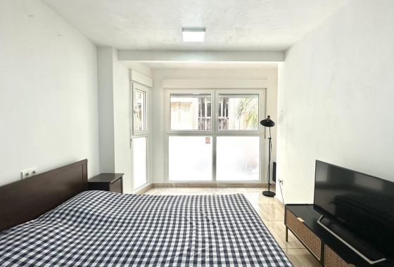 Перепродажа - Квартира - Torrevieja