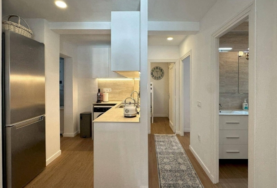 Resale - Apartment / flat - Torrevieja - Centro